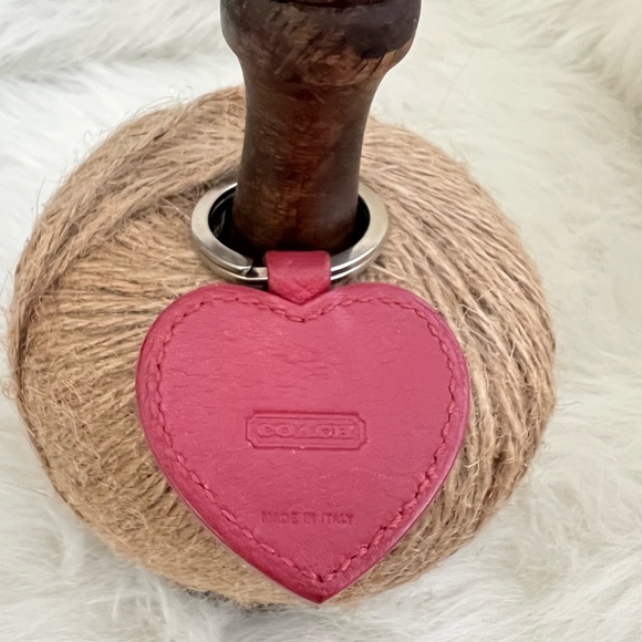 Coach Heart Keychain Made in Italy - Picture 5 of 7